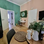 The Golden Pelican Apartment Oldenburg