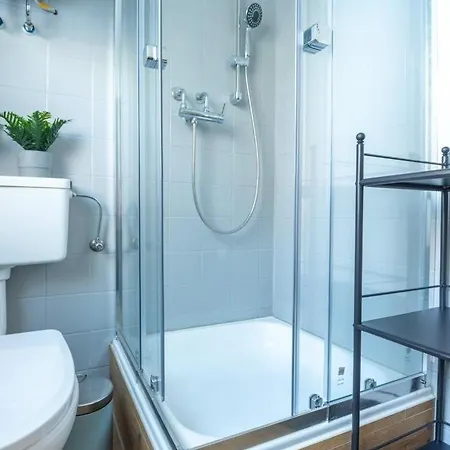 Апартаменты The Golden Pelican Ольденбург