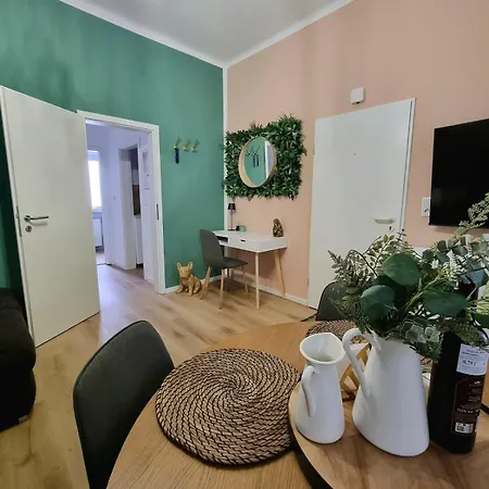 The Golden Pelican Apartment Oldenburg