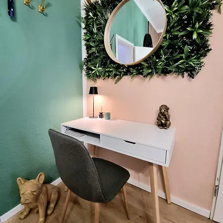 The Golden Pelican Ольденбург